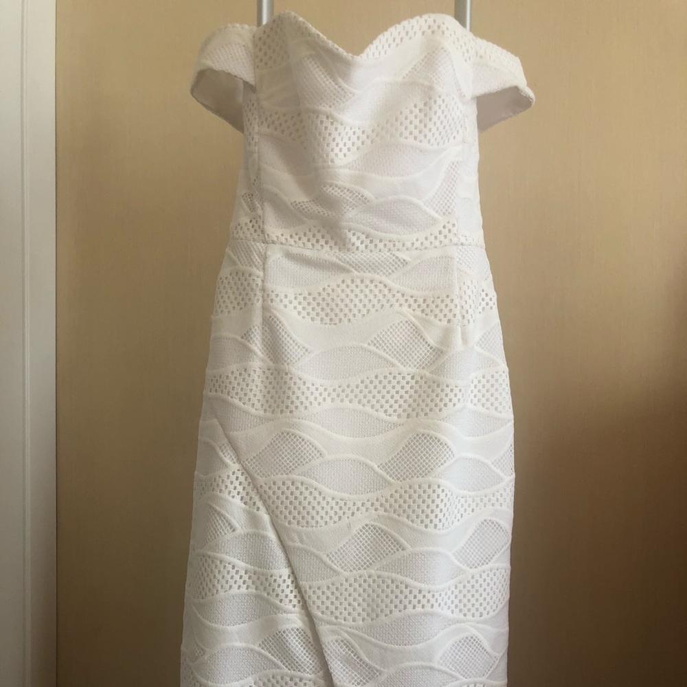Glamorous off shoulder cocktail dress